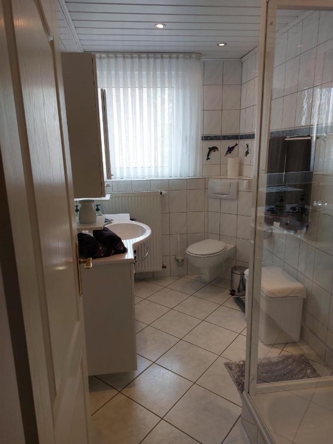 Ferienwohnung Leni Erstes Og Inkl Balkon Gartenblick Kostenfreier Parkplatz Stadtnah Aber Ruhig Gelegen Meppen Eksteriør bilde